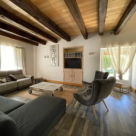 Maison De En Pierre Casa vacanze *