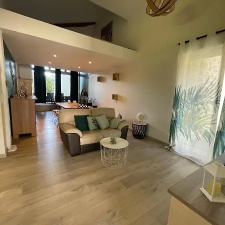 Casa vacanze Maison De En Pierre Saint-Sylvestre-sur-Lot